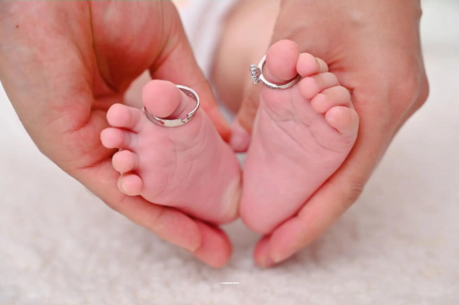 三河宝宝怎么判断长牙发烧